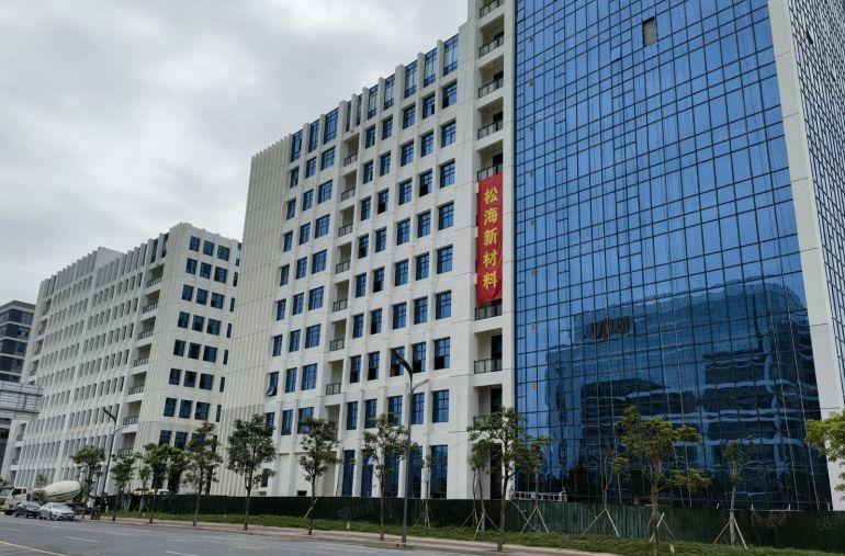 惠州仲恺高新区甲方直租，特价8.8元，定制装修交付。