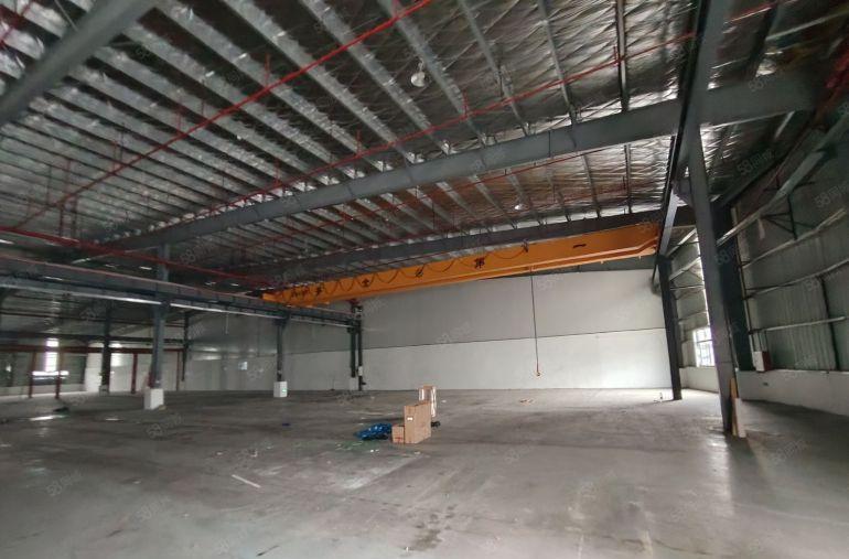 单一层厂房3000平，出租，500平起分，现成行车，空地超大