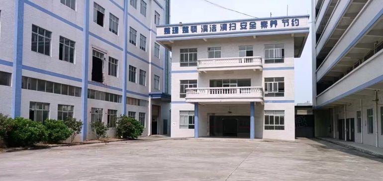 台湾房东。清溪镇国有双证厂房出租，独门独院，格局方正，形象好