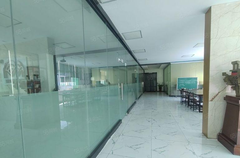 东莞独门独院2层厂房，一楼六米，带装修厂房出租