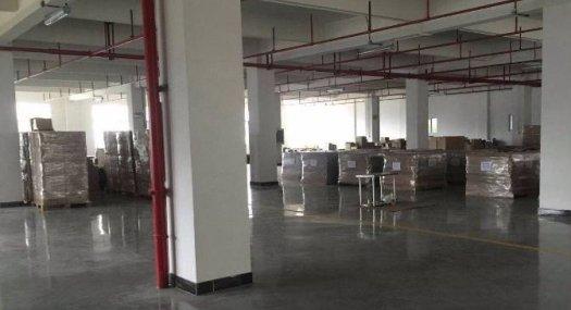 凤岗五联出租电子，玩具，配件可分租厂房1620平