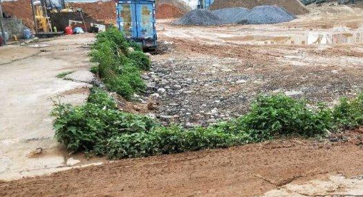 凤岗油甘埔空地出租5000平适合驾校 停车场 建材 靠近路边