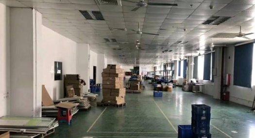 凤岗雁田二楼带办公室，主线到车间厂房800平位置佳