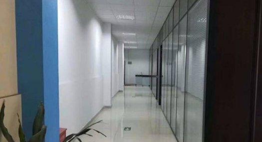 凤岗油甘铺带牛角注塑塑胶设备电脑锣厂房出租1200平带办公室