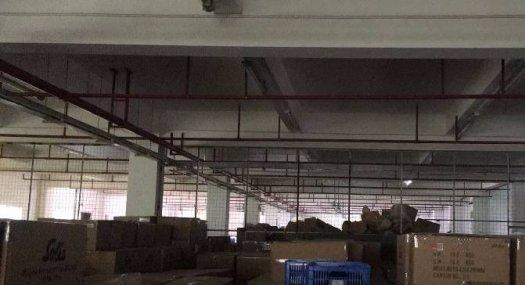 凤岗天堂围楼上带装修 带吊顶办公室厂房出租2000平