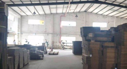 凤岗五联科技园出租单一层砖墙到顶 带消防水炮钢构600平