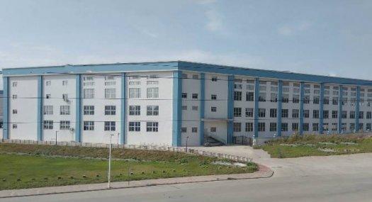 东莞市清溪镇４０００平米五楼厂房出租（专租电池厂）