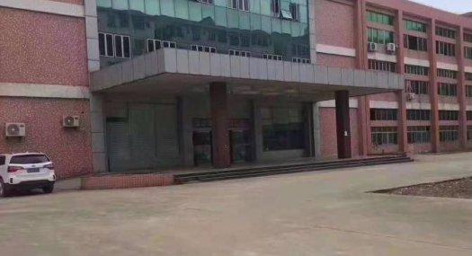 塘厦青湖头原房东厂房出租一楼1800平好招工高速路口附近