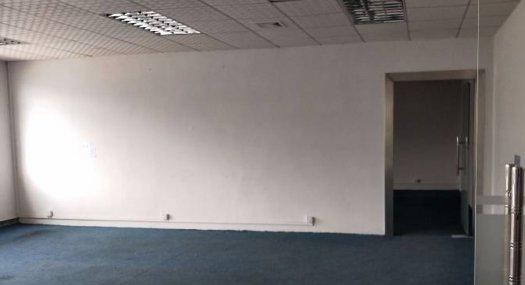 凤岗天堂围出租二楼拎包入驻厂房750平、近主干道边