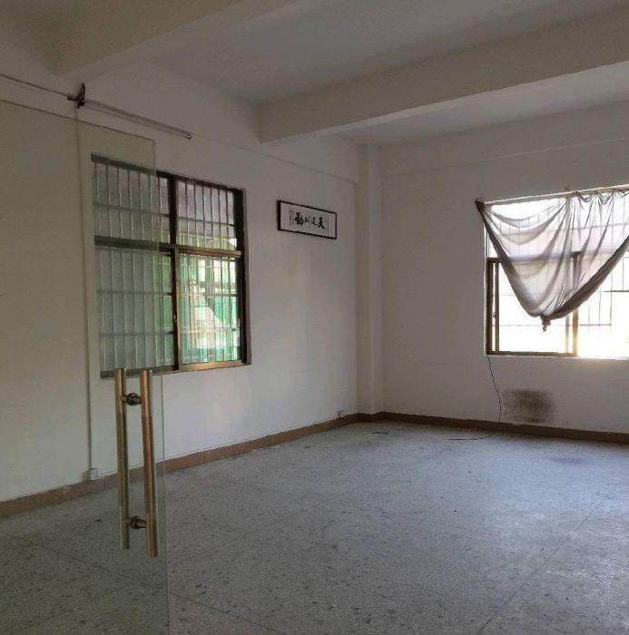 黄江镇北岸一层250平米小厂房招租