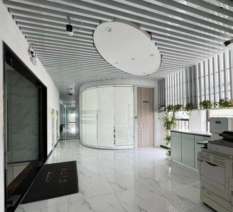 一楼9米超高2200平厂房业主直租