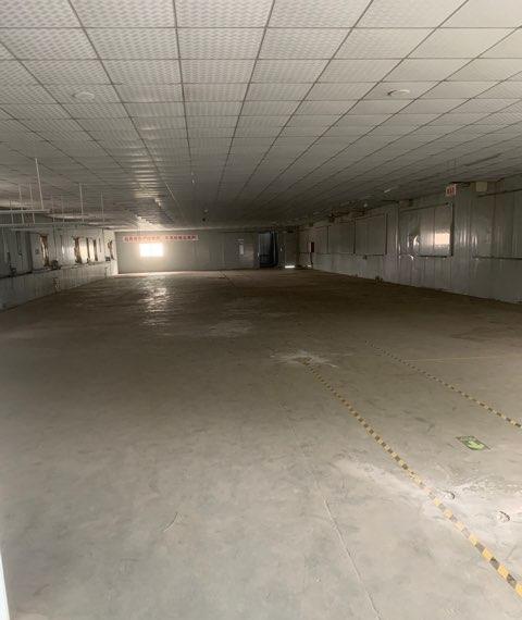 个人转租 二楼，有电梯，中间无柱子，方便放货，独占电梯