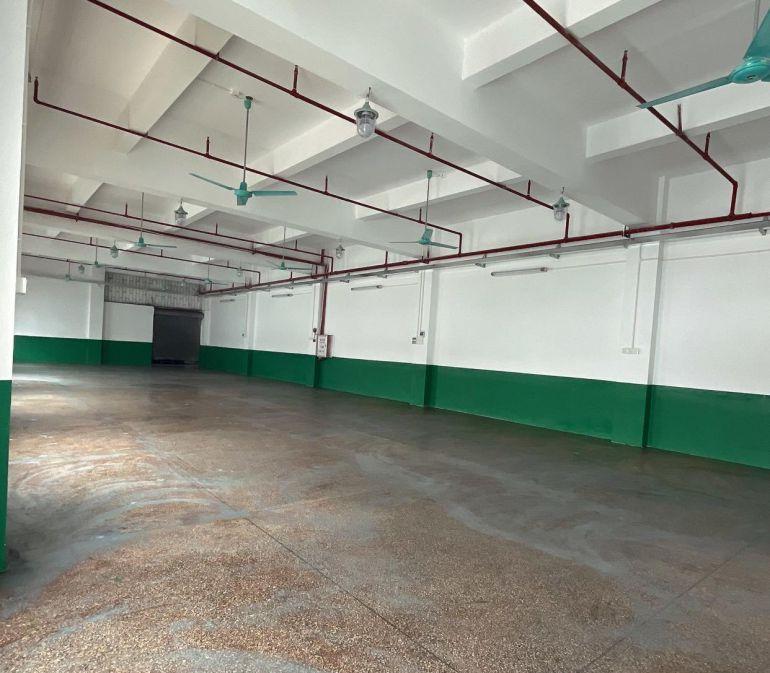 工业区多个标准一楼厂房免电梯，适合工厂/写字楼/仓库。