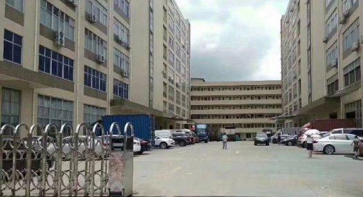 凤岗浸校塘小加工 皮具 手袋楼上厂房出租1000平