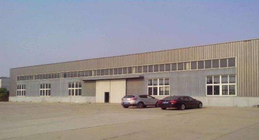 东莞市凤岗镇１０００平米三楼厂房出租（专租电池厂）