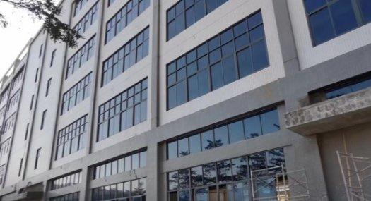 东莞红本线路板，蚀刻，阳极氧化产业园80000㎡ 厂房租售层高7米 配电4500KVA 独院 可环评 可分租