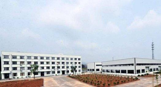 东莞市凤岗镇１０００平米三楼厂房出租（专租电池厂）