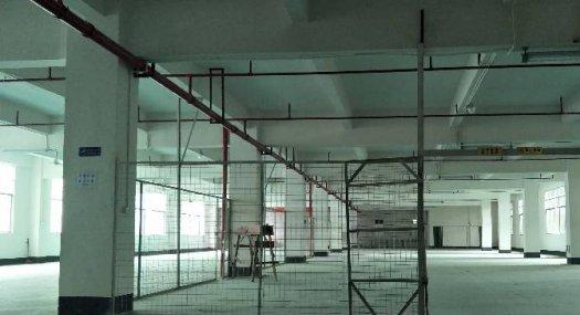 凤岗金凤凰原房东楼上水电厂房出租2000平，无公摊