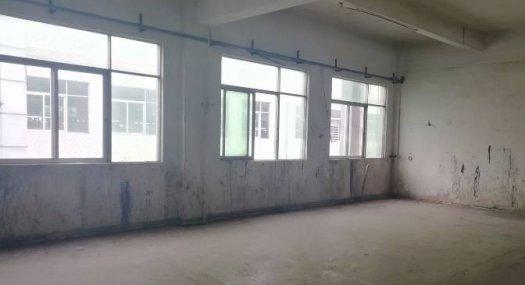 凤岗油甘埔楼上电子 玩具 印刷厂房出租800平