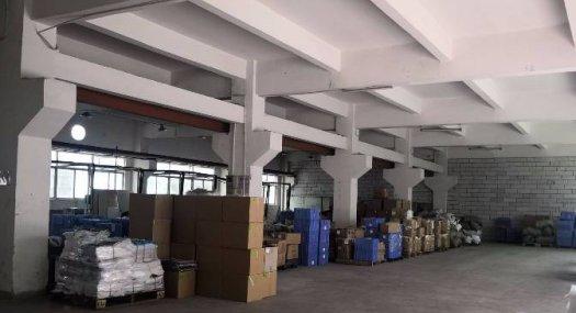 凤岗金凤凰一楼适合各行业厂房980平近路边、位置佳