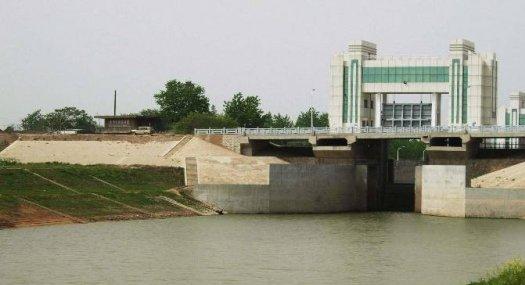 东莞市凤岗镇３０００平方米单层仓库出租