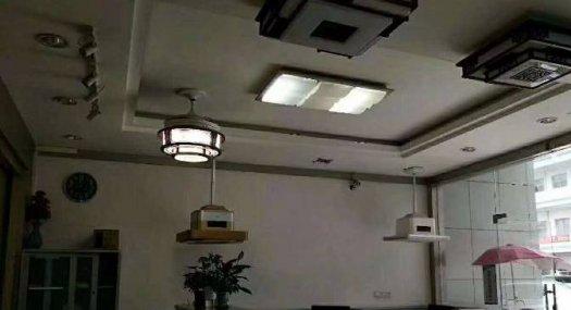 清溪土桥一楼带豪华装修前台办公室厂房出租800高5.5米