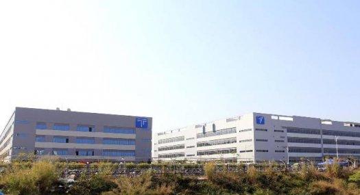 东莞市大朗镇１００００平方独院厂房出售（国有证件）４５００万