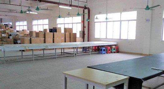 凤岗浸校塘带装修厂房出租楼上900平方适合仓库木盒制衣