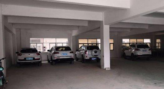 凤岗黄洞原房东独院厂房出租750平，空地大、无公摊