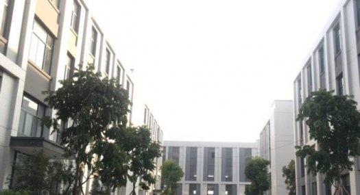 三水标准厂房，1200到10000方，现正火热招商，可租可售（政策优惠）