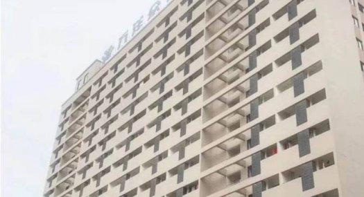 佛山顺德 江顺大桥10000㎡ 框架厂房出售层高7.5米 跨度24米 配电1000KVA 独院天车3吨 有蒸汽 有燃气 可环评 可分租