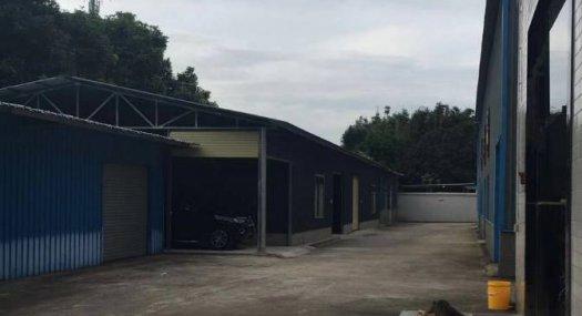 广州从化 105国道独院8亩厂房出售层高8米 跨度14米 配电50KVA 独院天车27吨 有蒸汽 有燃气 可环评