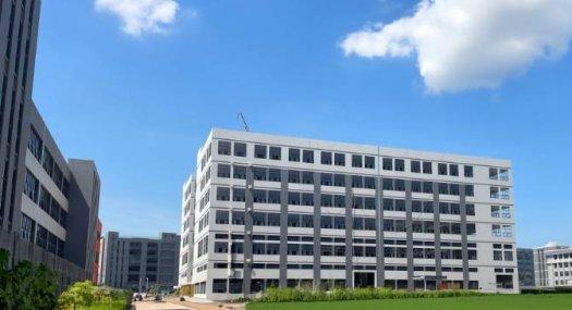 河源源城 高新区高新六路惠和产业园120000㎡ 框架厂房租售层高9米 配电5000KVA 独院 有蒸汽 有燃气 可环评 可分租