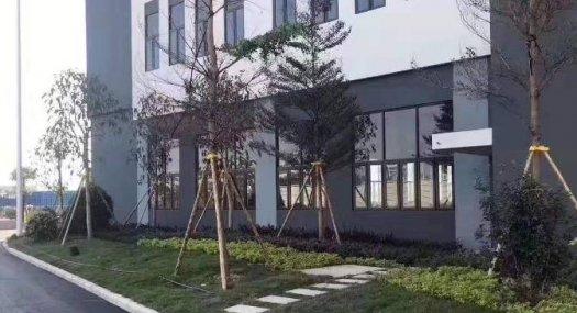 惠州惠城 新华大道与产业二路交汇处230000㎡ 厂房出售层高4.2米 跨度30米 配电50KVA天车6吨