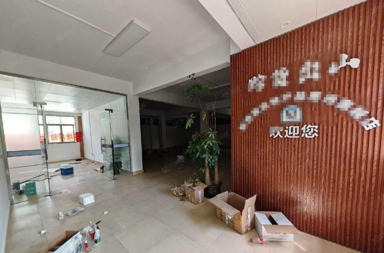 急租河南岸金山湖附近独院650平，门口好停车，可进大车有三厢