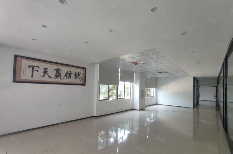 三栋数码园北区一楼标准厂房1650平米带装修出租，价格实惠