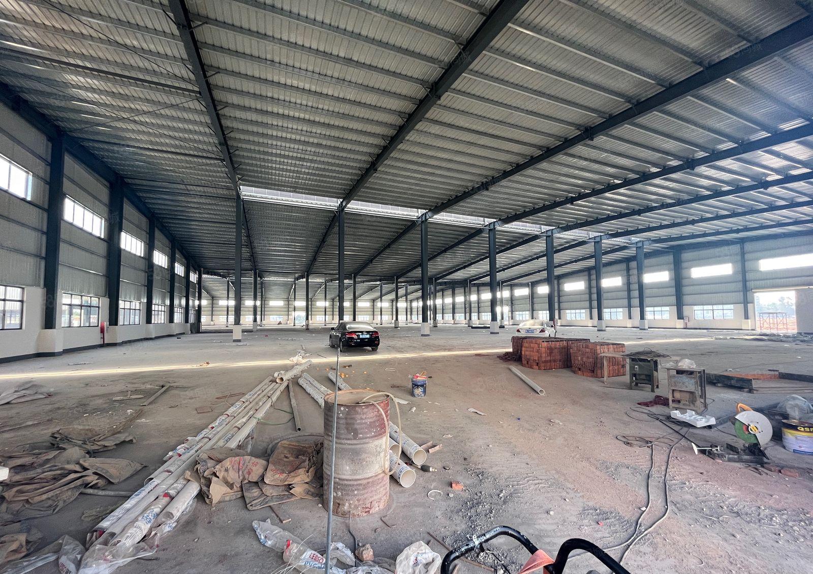 马安滴水9米全新钢构，12500平方可分租，空地大，交通便利