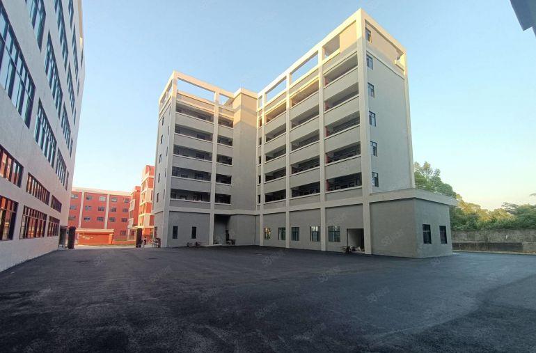 平潭怡发工业区全新红本厂房2200平方 12元出租