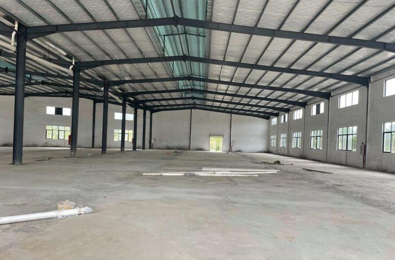 小金口新原房东独院钢构3000平 空地大好进大车 无行业限制