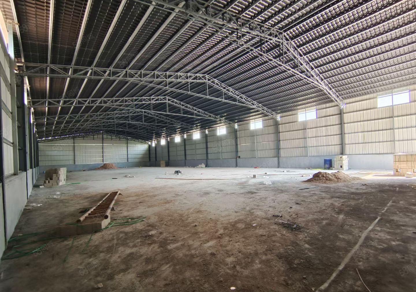 马安镇 独院全新1000平方钢构厂房仓库出租 租金14元