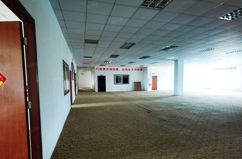 四角楼原房东厂房出租 证件齐全 租金含管理费