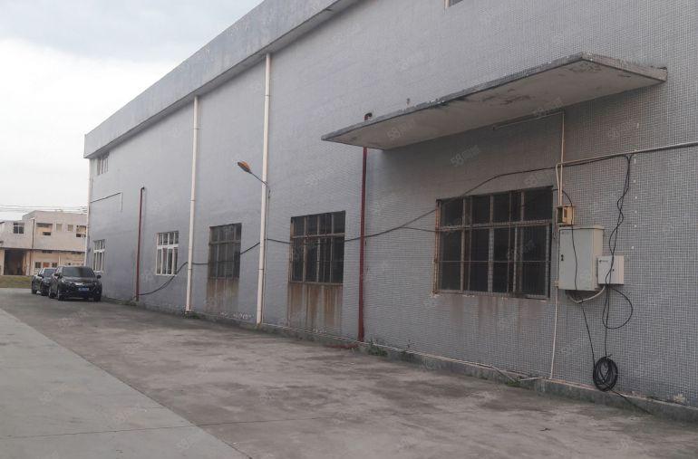 东江学府附近 单一层1500平米钢结构厂房出租 滴水7米