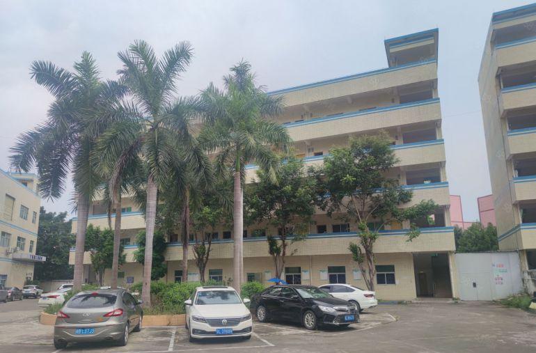 8元惠城马安楼上带装修厂房出租900平大小可分租