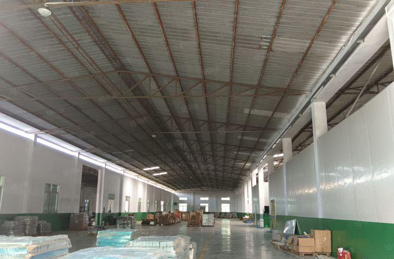 厂门口就是主干道！小金口30000砖墙到顶单一层800起