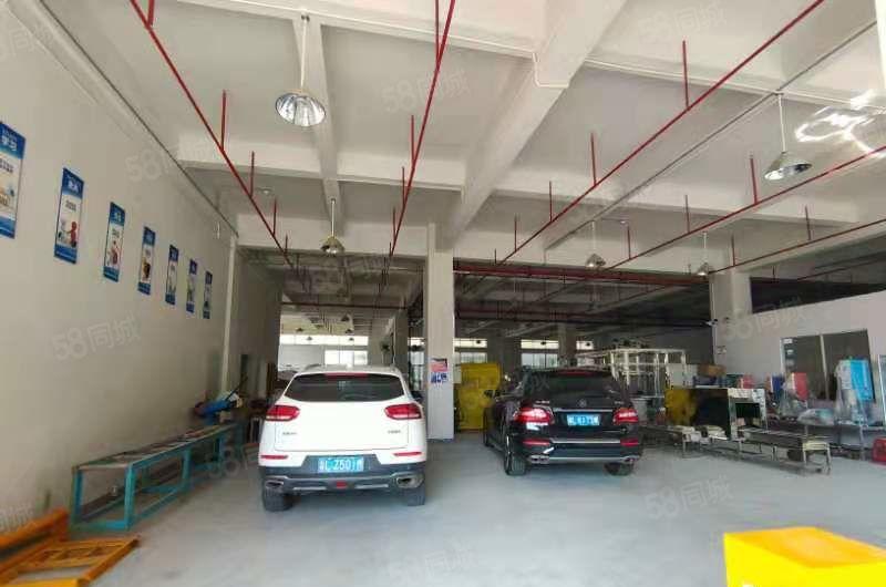 三栋数码南区 花园式一楼1600平标准厂房出租