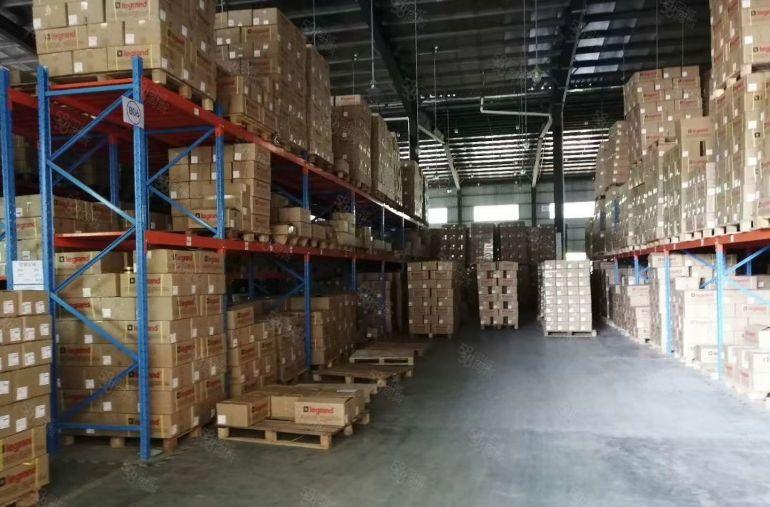惠城带卸货平台标准物流仓库2700平出租 靠高速出口交通便利