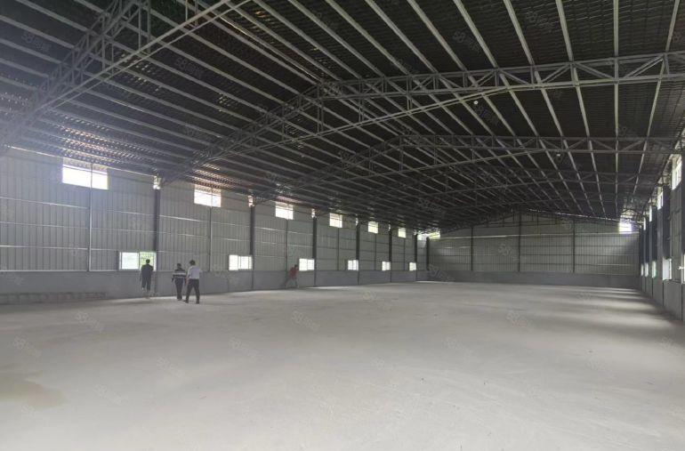 急租马安一楼1500平，租金16，可进20米大车，有三相电