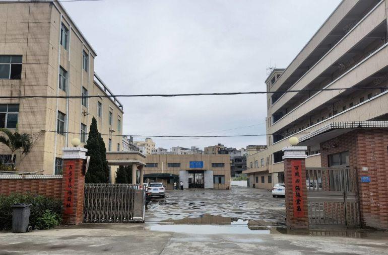 小金口独门独院钢构6000平层高10米低价出租 可分租