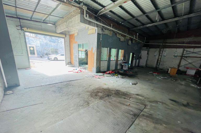 水口900平方厂房仓库出租，可以进拖头，高5米