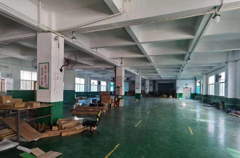 水口湖滨公园 园区独栋三层4500平标准厂房出租 租金14